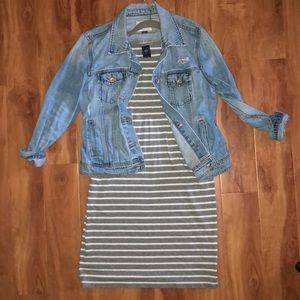 Gap Gray Striped dress
